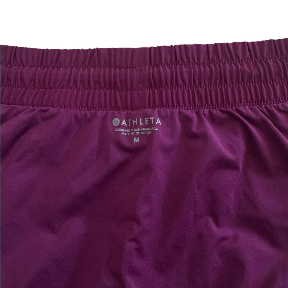Athleta Women's Mesh Racer Run Short Size M - Picture 5 of 6